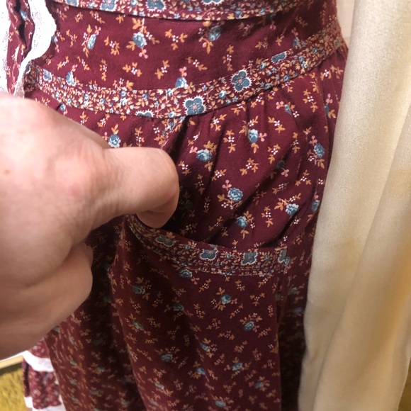 Vintage 1970’s handmade Gunne Sax style skirt / burgundy calico, button front - Picture 3 of 8